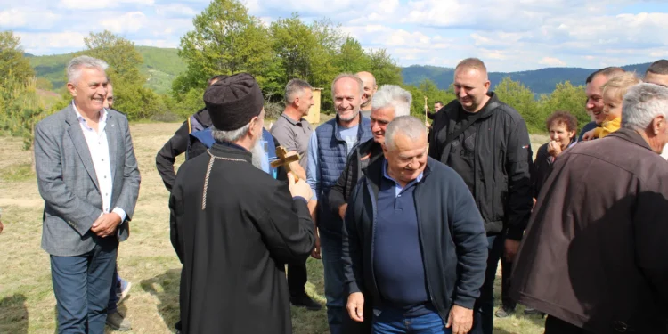 Гради се црква у селу Врбово