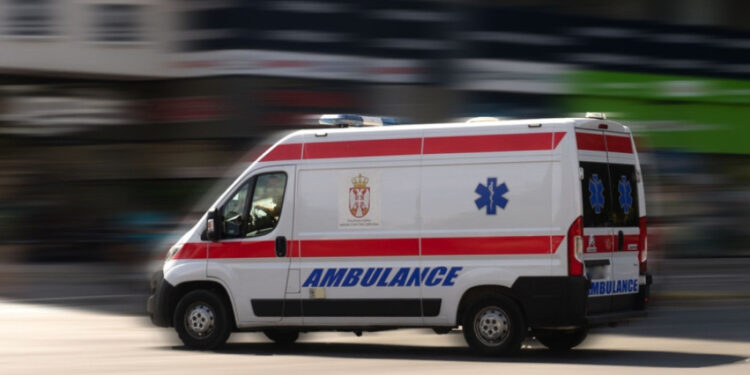 Dvoje povređenih u saobraćajnoj nesreći na Kragujevačkom putu kod Ripnja