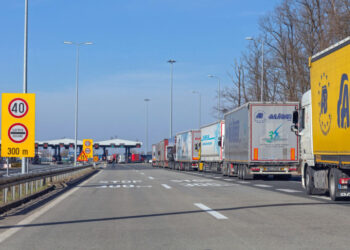 Zadržavanja samo za teretnjake na izlazu, vožnja pod dobrim uslovima!