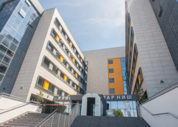 Muškarac izboden u Nišu, napadač identifikovan i u bekstvu