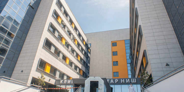 Muškarac izboden u Nišu, napadač identifikovan i u bekstvu