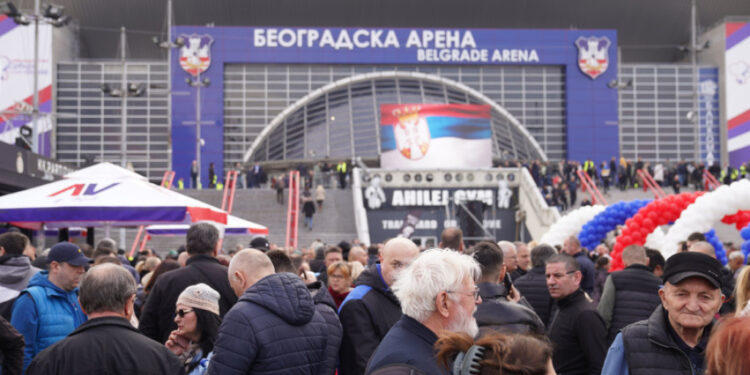 Srpska napredna stranka okuplja pristalice danas u 18 sati u Beogradskoj areni