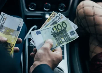 RAZBIJEN LANAC PROSTITUCIJE: Rus na Novom Beogradu eksploatisao devojke uzimajući im 50% prihoda!