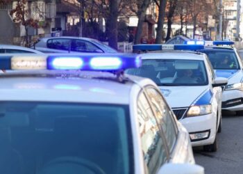 Sukob u Novom Sadu: Dvojica povređena nožem, mladić pao s terase!