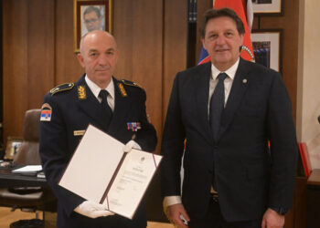 Gašić u Generalštabu uručio ukaz o postavljenju Vladana Milosavljevića na novu dužnost