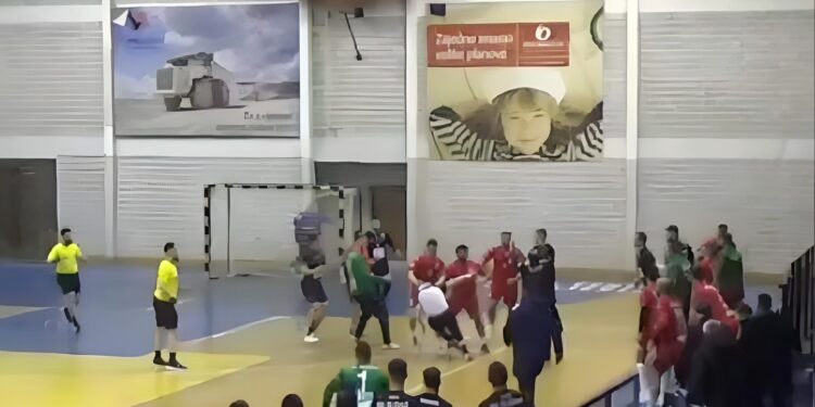 Incident u sportu: Damjanović napao Gazdića i Jelušića, Pravilović udario nogom!