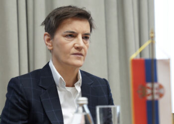 Delegacija EU, Bekerat i Kos osudili nasilne proteste u Beogradu