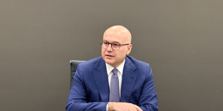 Vučević posetio napadnutog Pavlova iz Sremskih Karlovaca: ‘Očekujem odgovornost!’