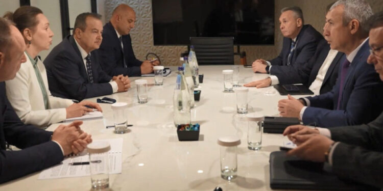 Dačić i Grčki ministar razgovarali o bezbednosnoj situaciji u regionu