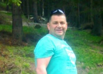 Tragičan incident u Aranđelovcu: Muškarac povređen dok ulazi u kamion