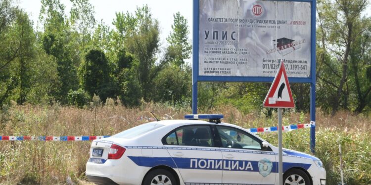 Radnik povređen prilikom pada sa četvrtog sprata zgrade u Nišu