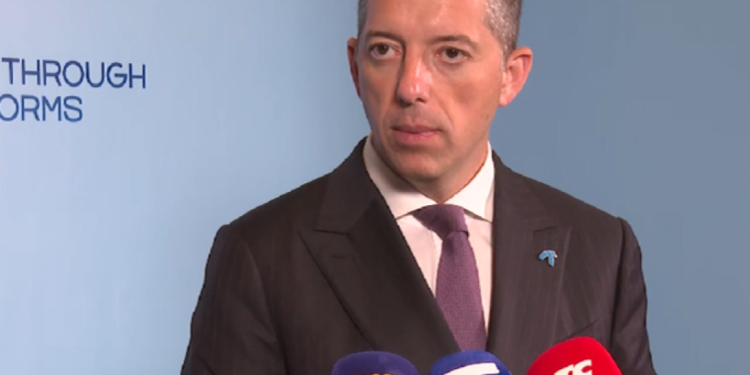 Marko Đurić: Ponoš vodi kampanju uvreda i lične mržnje protiv predsednika Srbije 1 Marko Đurić: Ponoš vodi kampanju uvreda i lične mržnje protiv predsednika Srbije