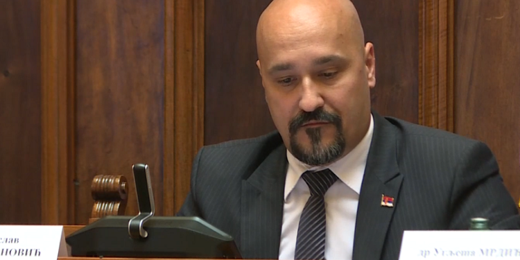 Paunović: Reč je o suštinskim promenama; Petrašinović: Predloženi izborni zakoni plod delovanja i aktivnosti sa ODIHR 1 Paunović: Reč je o suštinskim promenama; Petrašinović: Predloženi izborni zakoni plod delovanja i aktivnosti sa ODIHR