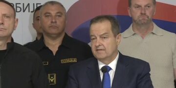 Ministar Dačić osudio nerede u Beogradu: ‘Moramo očuvati mir i stabilnost’