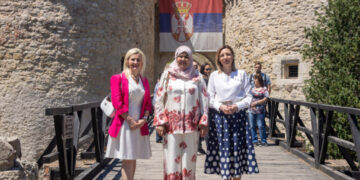 Tatjana Macura ugostila ministarku UAE Sanu bint Muhamed Suhail u prvoj poseti Beogradu