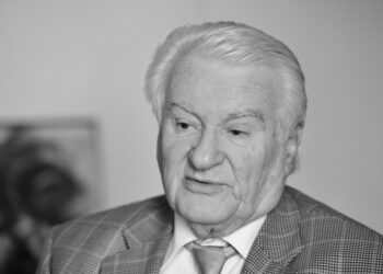 Preminuo Dragoljub Mićunović, jedan od osnivača moderne Demokratske stranke