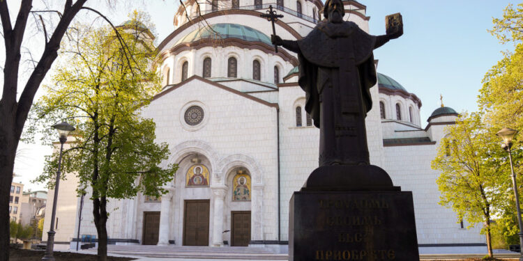 Pojas presvete Bogorodice u Hramu Svetog Save do 1. juna zbog interesovanja vernika 1 Pojas presvete Bogorodice u Hramu Svetog Save do 1. juna zbog interesovanja vernika
