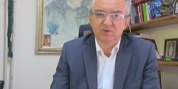 Darko Mladić: General i dalje veoma loše, danas će ga posetiti izaslanik Vlade Srbije 1 Darko Mladić: General i dalje veoma loše, danas će ga posetiti izaslanik Vlade Srbije