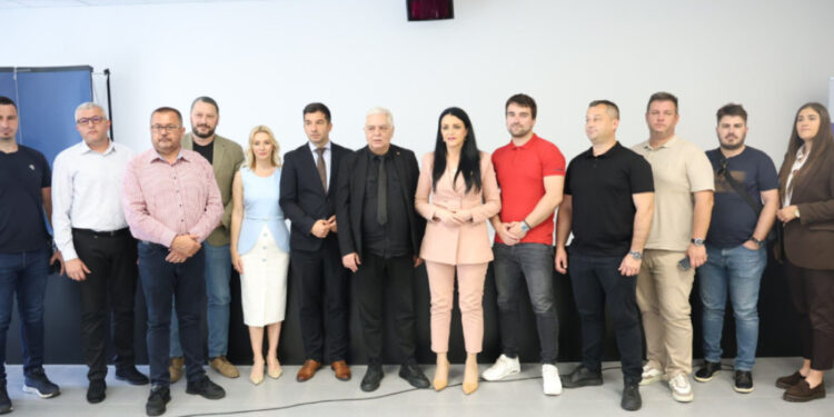 Bratina: Uskoro priključak na brzi internet za 12.000 domaćinstava u zapadnoj Srbiji
