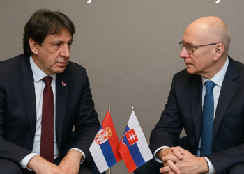 Ministar Gašić razgovarao sa Kalnikom u Bratislavi o situaciji u svetu i saradnji
