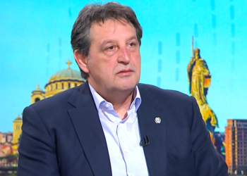<p><strong>Gašić: Afera o "zvučnom topu" je politička manipulacija i destabilizacija Srbije</strong></p> Gašić: Afera „zvučni top“ bila je unapred planirana operacija protiv Srbije i Vučića 2 Gašić: Afera o „zvučnom topu“ je politička manipulacija i destabilizacija Srbije Gašić: Afera „zvučni top“ bila je unapred planirana operacija protiv Srbije i Vučića