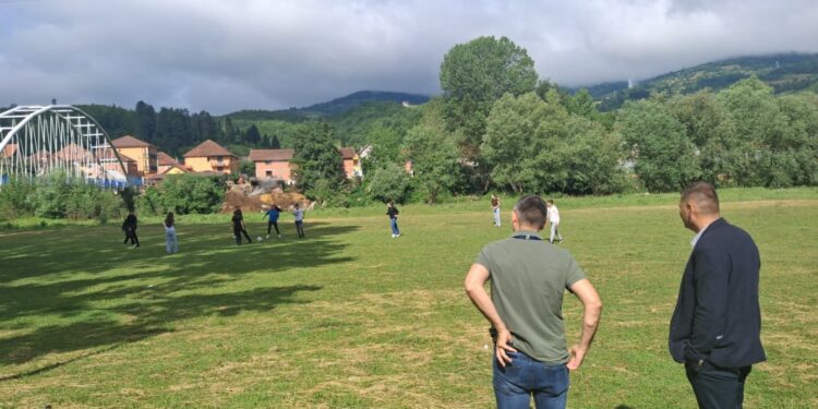 Sportska manifestacija u Osnovnoj školi ‘Pavle Žižić’ u Njegnjevu: Uručena nova sportska oprema