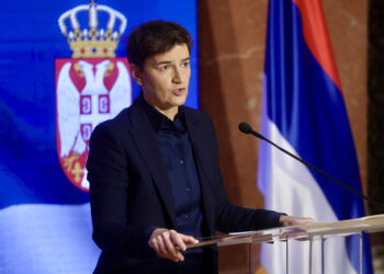 Brnabić: Opozicija lažno tvrdi o zakonima u proceduri u Srbiji Ana Brnabić: Laž da zakoni u proceduri nisu isti kao oni poslati Venecijanskoj komisiji 1 Brnabić: Opozicija lažno tvrdi o zakonima u proceduri u Srbiji Ana Brnabić: Laž da zakoni u proceduri nisu isti kao oni poslati Venecijanskoj komisiji