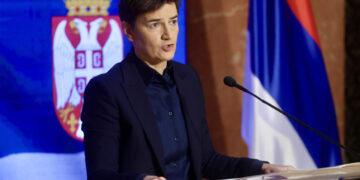 Brnabić: Opozicija lažno tvrdi o zakonima u proceduri u Srbiji Ana Brnabić: Laž da zakoni u proceduri nisu isti kao oni poslati Venecijanskoj komisiji