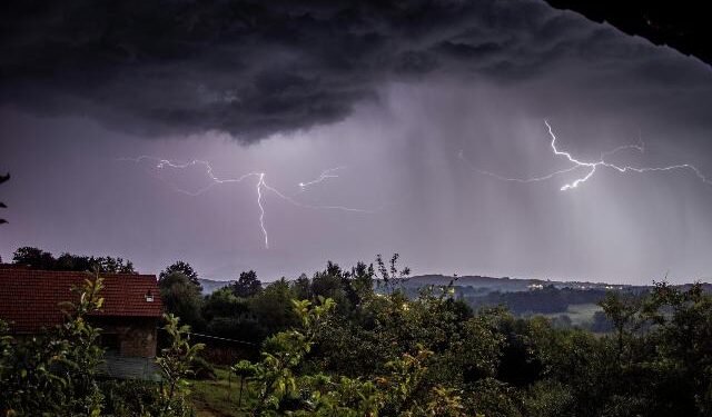 Narandžasti meteo-alarm: Kiša i grad na zapadu Srbije! 1 Narandžasti meteo-alarm: Kiša i grad na zapadu Srbije!