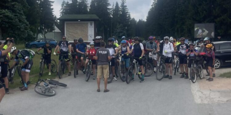 Čiker maratonci iz Kraljeva krenuli prema Prijepolju sa Zlatara 1 Čiker maratonci iz Kraljeva krenuli prema Prijepolju sa Zlatara