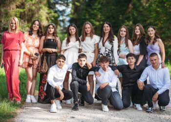 Osmi razred završilo 28 đaka u pet seoskih osnovnih škola