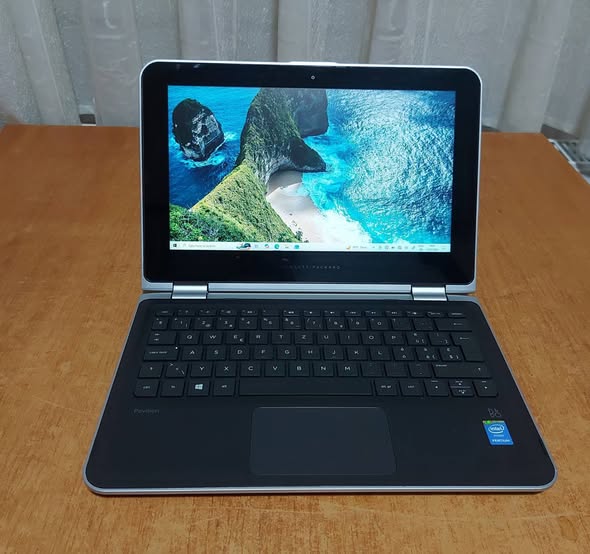 HP Pavilion x360,11.6″, Intel Pentium N3700, 500GB/4GB, baterija 3,5h! Extra!