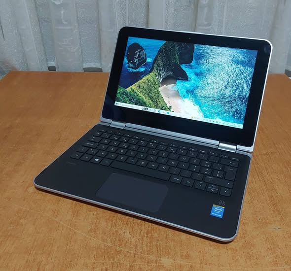 HP Pavilion x360,11.6″, Intel Pentium N3700, 500GB/4GB, baterija 3,5h! Extra!